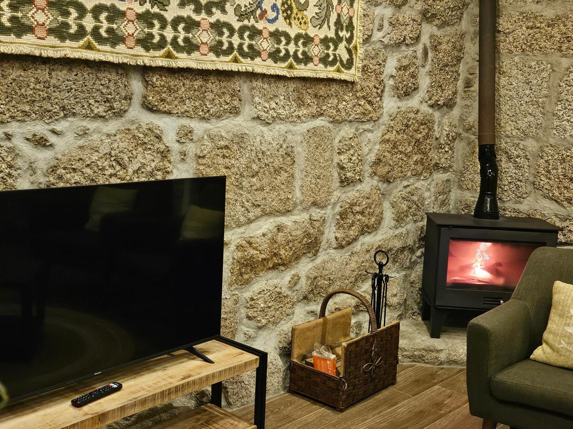Quinta Da Casa Dos Santos - Inside Geres Guest House Екстериор снимка