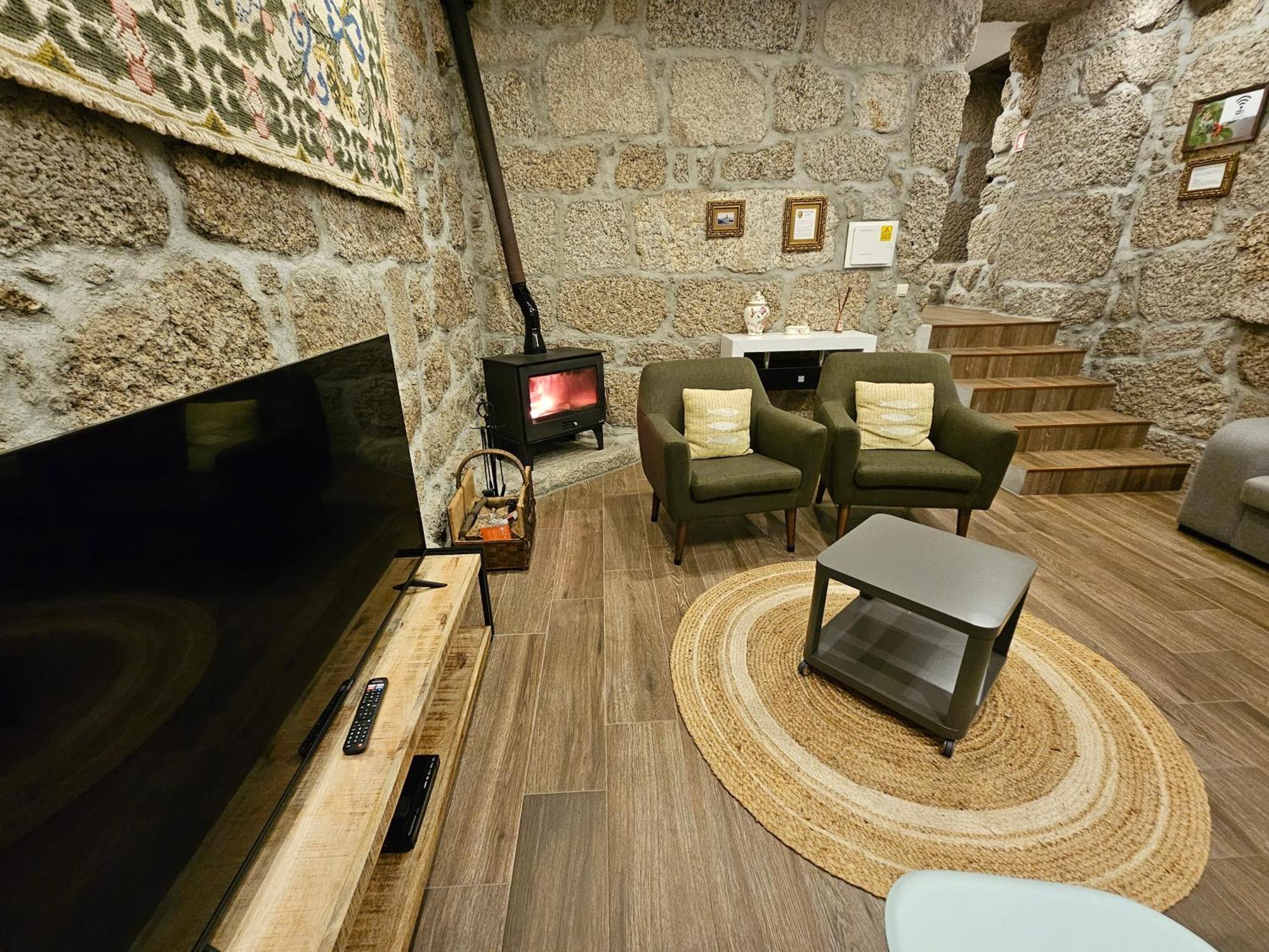 Quinta Da Casa Dos Santos - Inside Geres Guest House Екстериор снимка